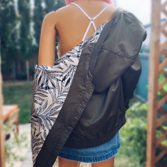 Volcom ‘In My Lane’ Bomber Jacket - Picture 5 of 10